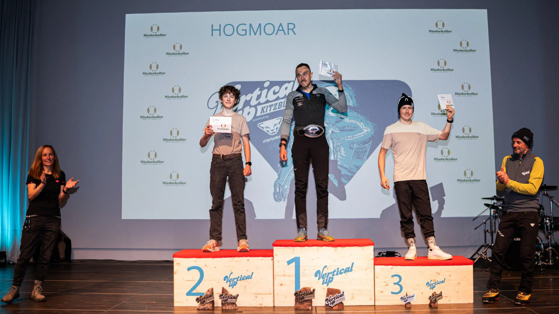 LOWRES_vertical_up_2026_02_28_c_peakpixelcafe_588